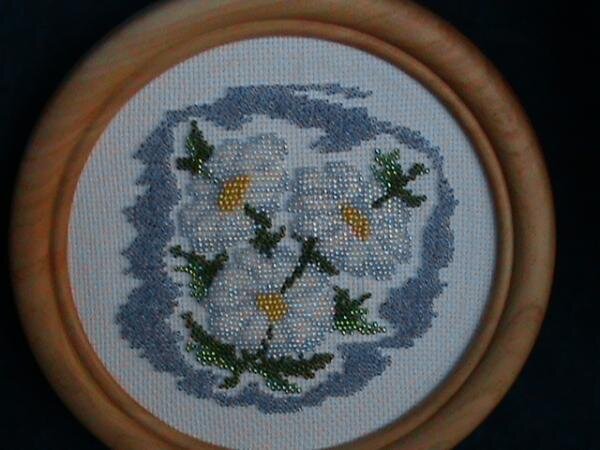 первая работа в бисере. подарок подруге