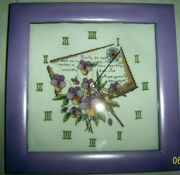 Часы
Подарок подружке