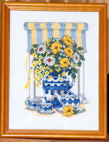 Dimensions 6790 Teatime Floral
