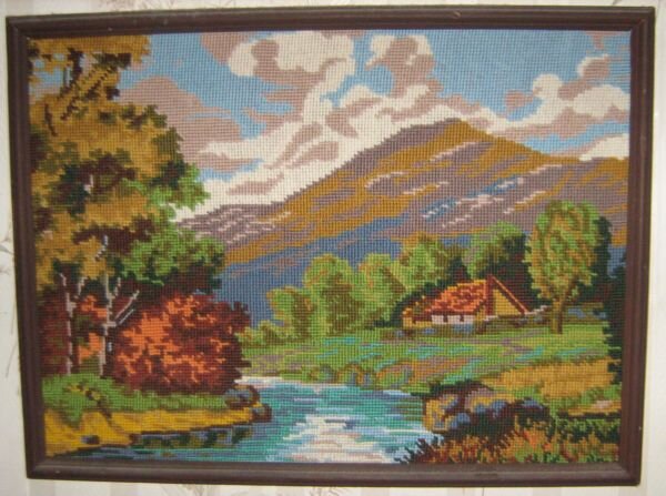 Это была первая большая работа. Вышивка по страмину. Гобеленовый шов. Шерсть (очень толстая).