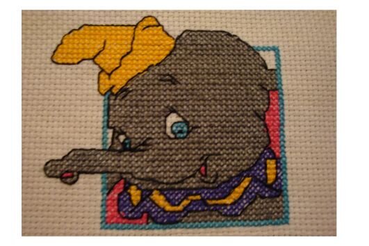 слоник. сама не знаю зачем вышывала, но очень захотелась