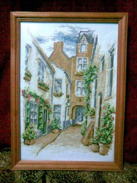 Улочка в рамке