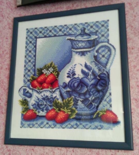 "Клубника со сливками"
Моя первая работа