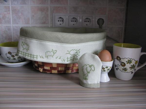 Работа выполнена на конкурс "Кухонный сюрприз"