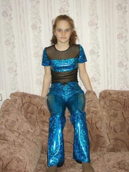 Дочери на новогоднюю вечеринку