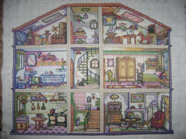 Это заказ моей средней дочки.Но он очень сильно повлиял на нашу жизнь...с этой вышивки и начались наши глобальные изменения.Мы переехали с оного конца России в другой.Теперь  я верю в приметы!!!