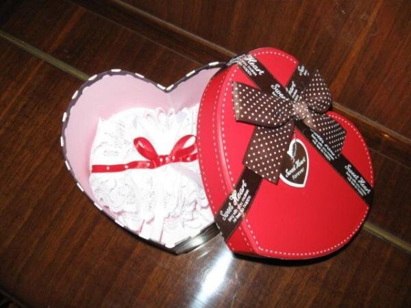 подвязочка...ох и борьба была за неё!