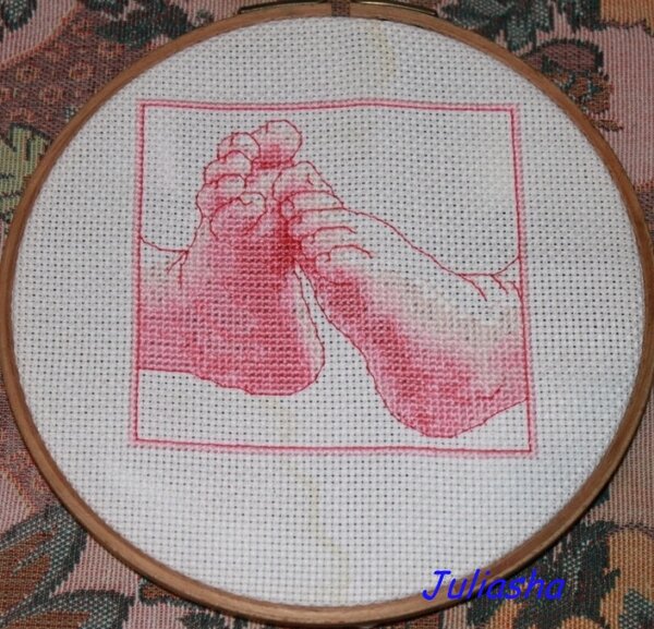 Босые ножки
Схема из журнала вышиваю крестком