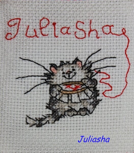 Кошечка вышивальщица
Дизайнер: М. Шерри