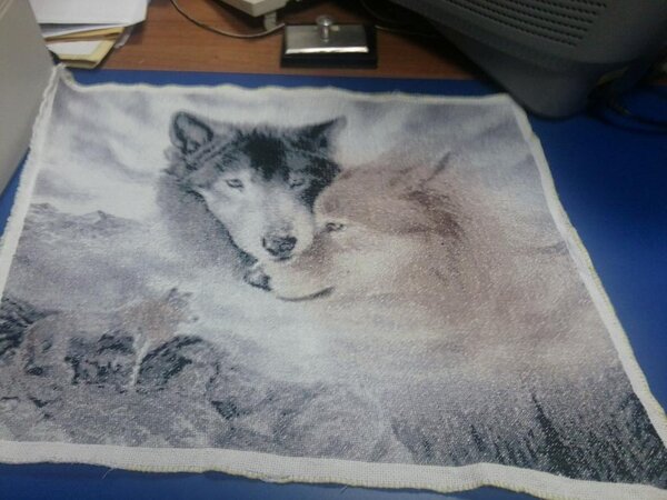 Волки. Первая работа. Эта схема вдохновила ее е вышиванию.