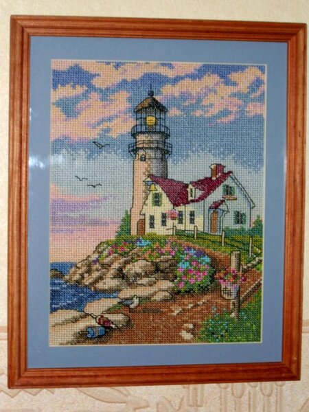 Домик с маяком.