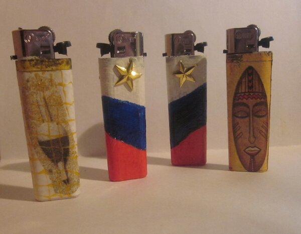 Зажигалки 23 февраля. 

акрил и декупаж