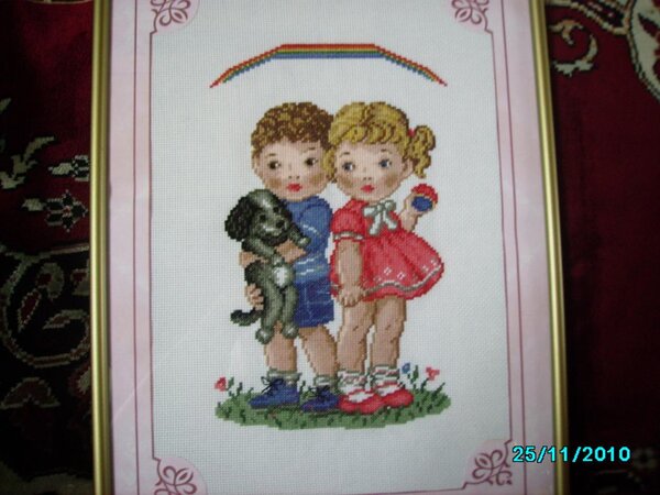 Детскому садику,в котором я отработала 18 лет ,исполнилось 25 лет.Называется садик "Радуга"-соответственно картинка с детьми.