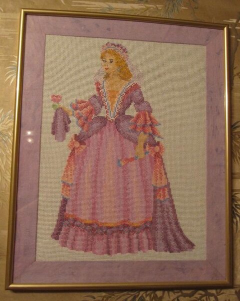 Дама в кринолине