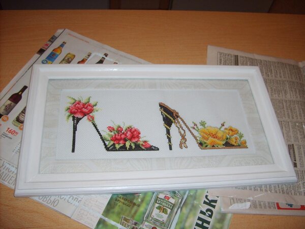 Цветочная обувь -
Рамка только что покрашена