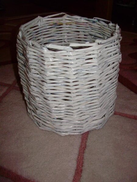 Уже покрашена, ждет декорирования)