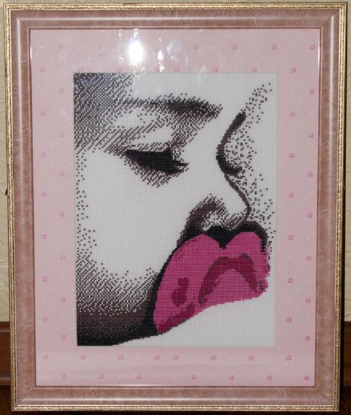 Спящий малыш. Вышит строго по заказу будущей хозяйки в одной из вышивальных игр