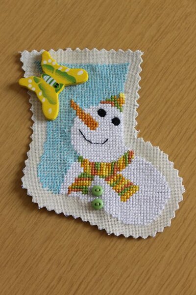 снеговик и бабочка