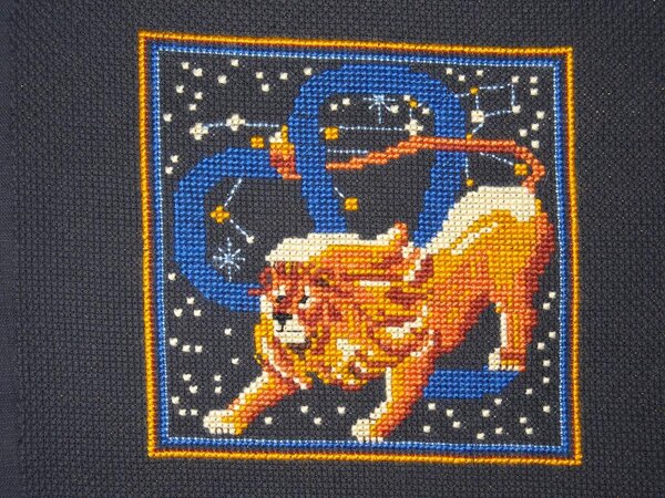 Знаки зодиака. Лев