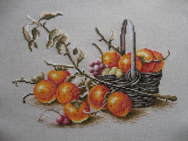 Хурма  от ЗР (по оригин набору) вышивалась довольно быстро