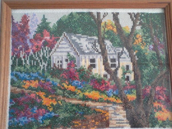 Домик в саду. Подарок маме