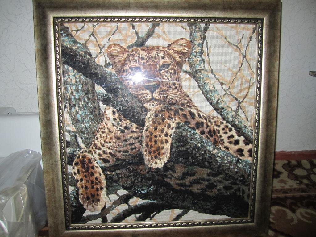 IMG 0019 "Леопард" Риолис, вышивка шерстью, размер 60х60см