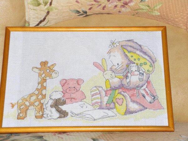 зайка с игрушками!