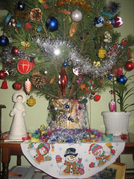 Скатерть заняла свое место