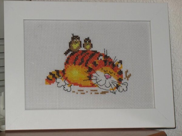 Первый опыт, вышивала вечность кажется))))