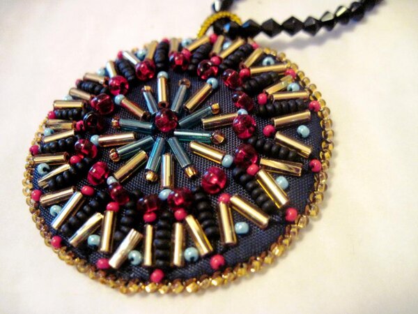 Бисерное творение)Украшение "Солнышко"