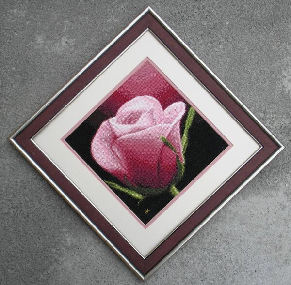 дизайнер Стоянка Иванова "Роза для тебя" 
картина вышита на канве Аида14,в три нити ДМС