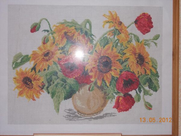 Вышивала быстро, было время.. ждала малыша..