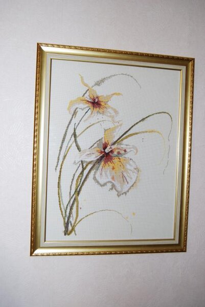 Орхидеи от Lanarte. Вышито подбором. Нитки Гамма. Решила вышить как только увидела их однажды. Выстота картины 75 см. Работа большая , интересная и очень красивая - орхидеи, одним словом