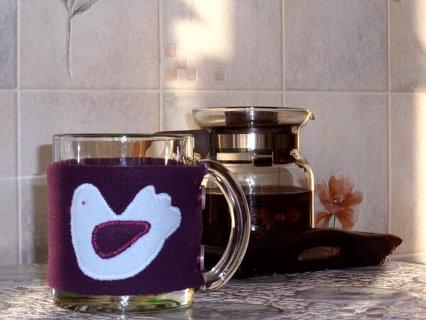 Грелка для кружки ), на пуговках.
Чтобы чай не остывал..