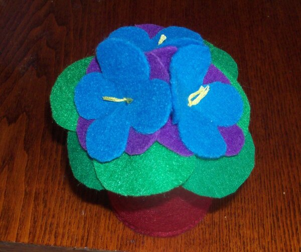 Фиалки из фетра