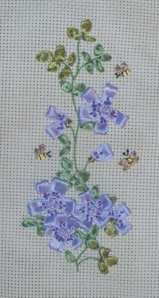 Панна Пчелки - вышивка лентами