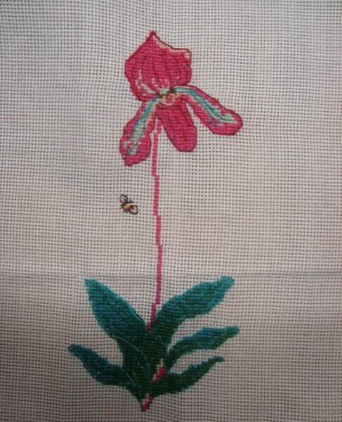 Схема была найдена в журнале) 
Только была найдена - сразу же появился возглас мамы: "вышивай!"