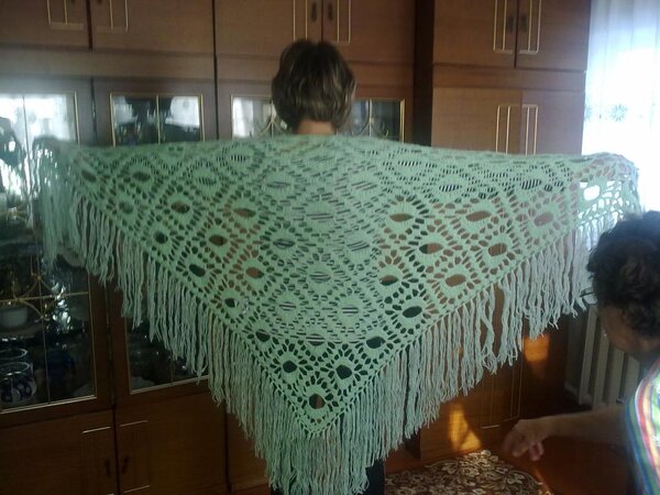 Шаль зеленые глазки))))