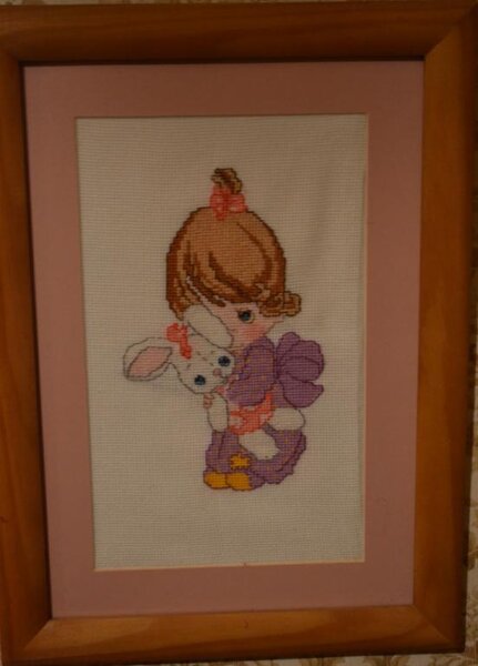 Девочка и зайчик