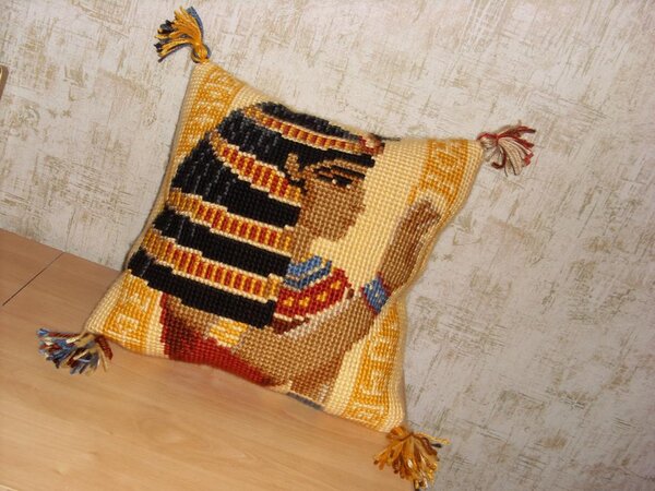 Подушечка "Египтянка" 
фирмы VERVACO