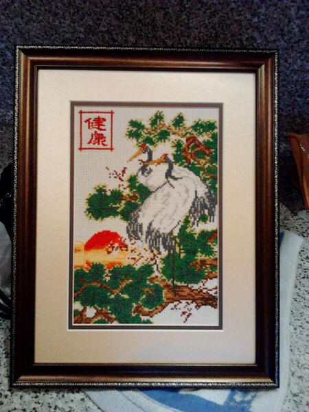 Журавли. Вышивалось в подарок для начальницы и участвовала в конкурсе Восточный 2012.