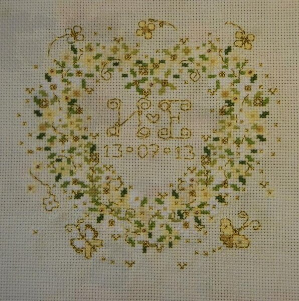 свадебная метрика "золотое сердце"
дизайн Лесли Тир