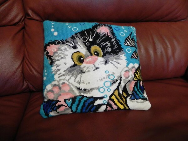 Риолис "Подушка "Котёнок"
дизайн Анна Король