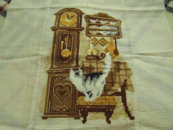 Риолис "Часы" 
ждет своего часа и оформления