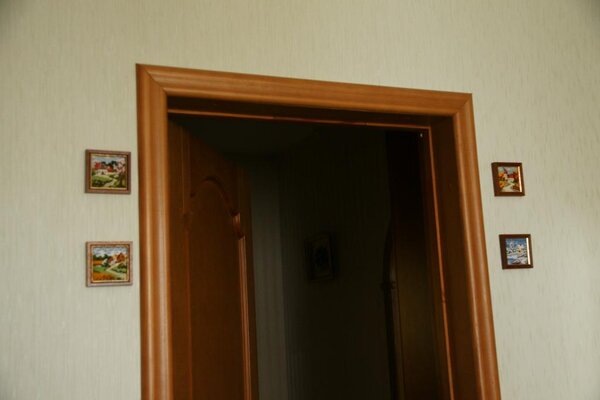 Подарок от подруги из Германии -2005 г. Закончила в октябре 2013 г.
Каждая 9 х 9 см.