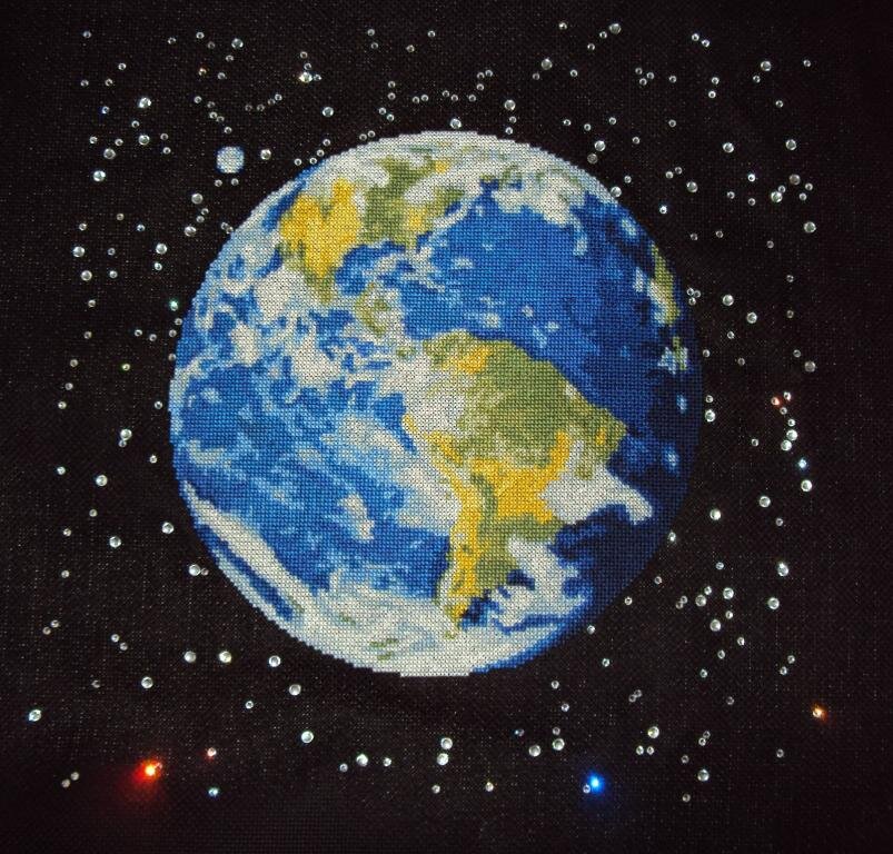 планета Земля от Панны
15 цветов, размер 36х36см