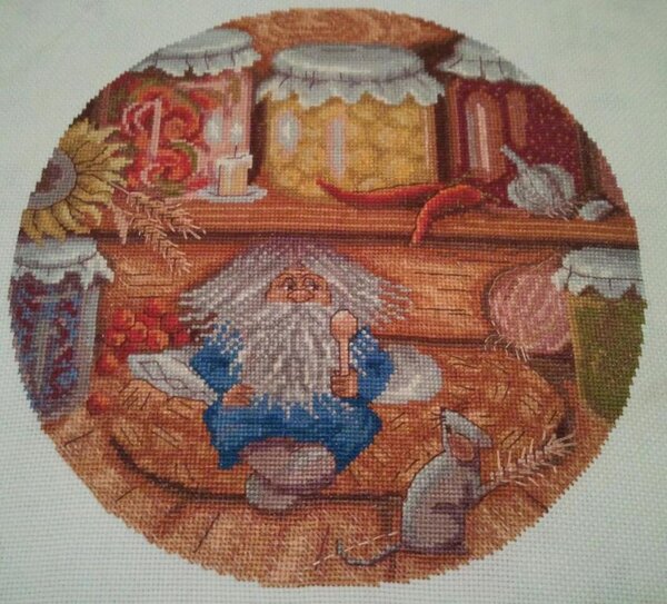 Домовой - хранитель домашнего очага.