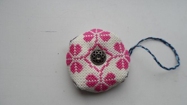 с другой стороны