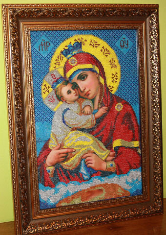 Почаевская БМ от Новой Слободы. Кстати вышивала чтоб забеременеть))) Теперь я мама.)))