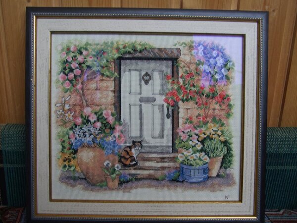 Котенок у крыльца от ДИМ